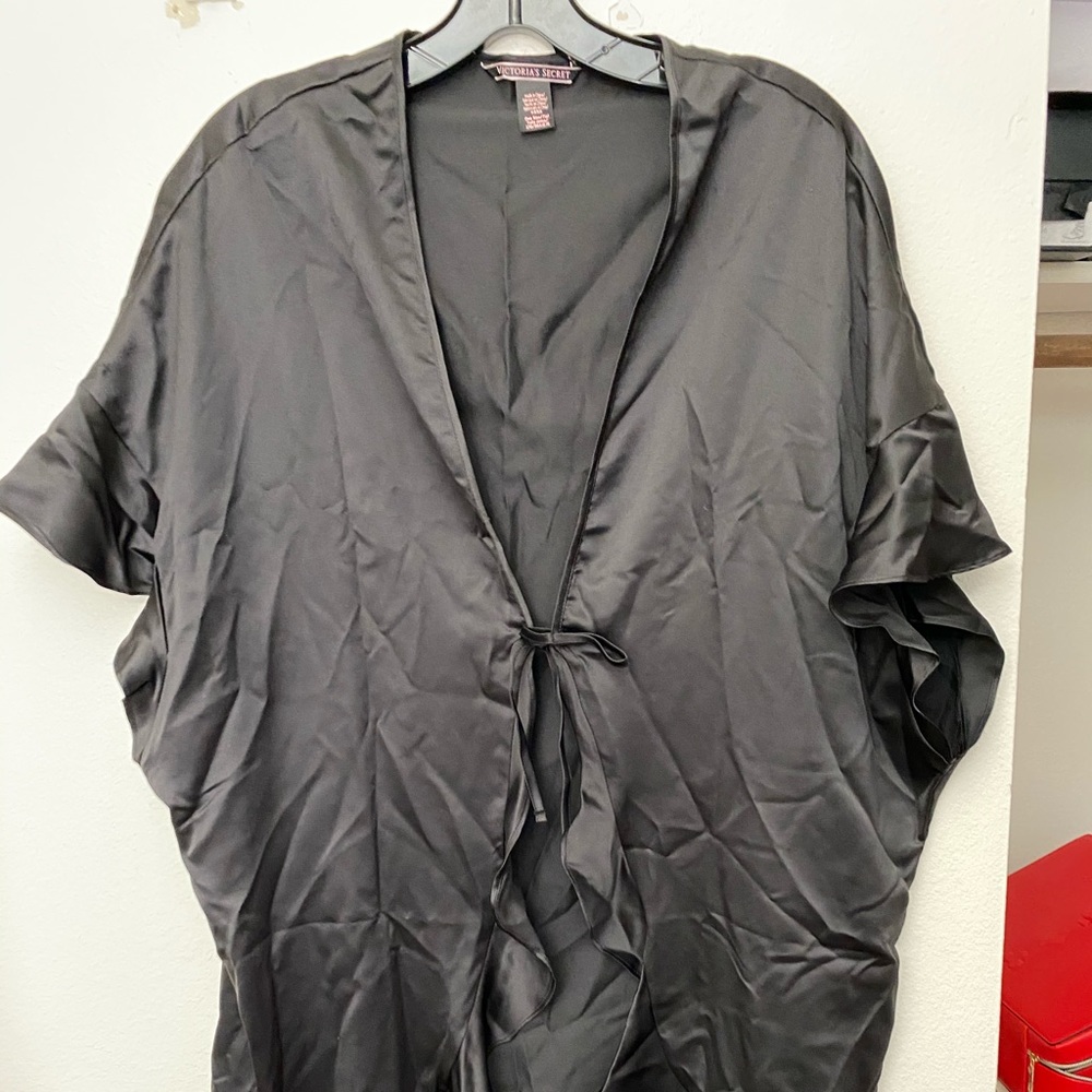 Victoria’s Secret black kimonos
